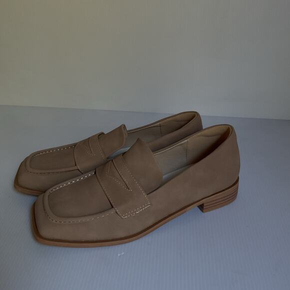 Oasis Society Women’s 7 Flats – Nude Beige Square Toe - Picture 1 of 8